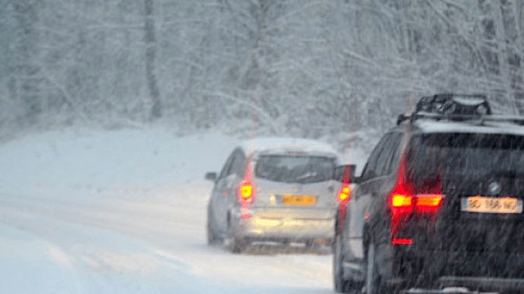 RAPPEL : les équipements d’hiver obligatoires en montagne